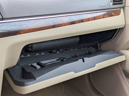 Used 2011 Mercedes-Benz E 550 Cabriolet image 22