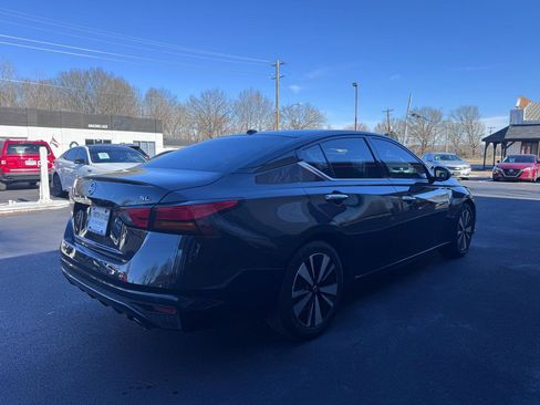 Used 2020 Nissan Altima 2.5 SL image 6