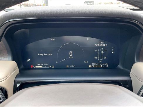 Used 2022 Lincoln Nautilus Reserve w/ Luxury Package image 12