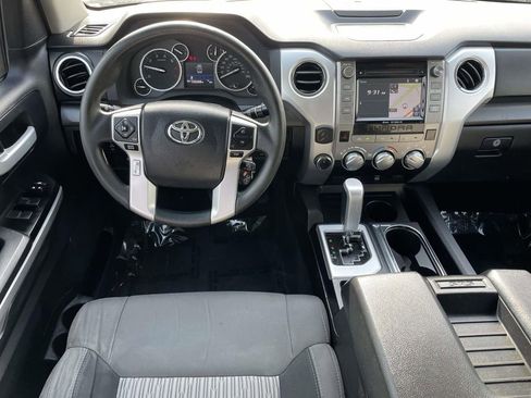 Used 2016 Toyota Tundra SR5 w/ SR5 Upgrade Package image 23