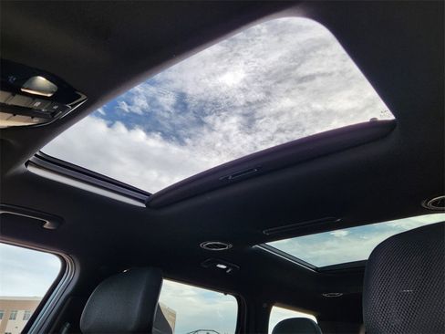 New 2026 Kia EV9 Land image 16