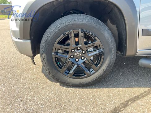 Certified 2024 Chevrolet Silverado 1500 RST w/ Convenience Package II AWD/4WD image 11