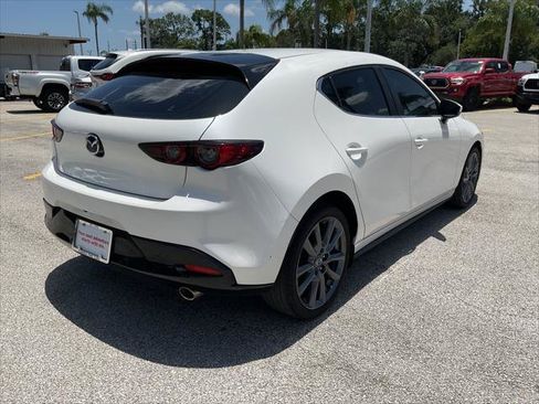 Used 2021 MAZDA MAZDA3 s FWD image 6