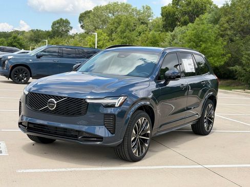 New 2026 Volvo XC90 B6 Ultra w/ Protection Package Premier AWD/4WD image 3