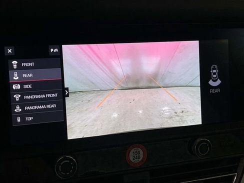 New 2026 Porsche Macan image 6