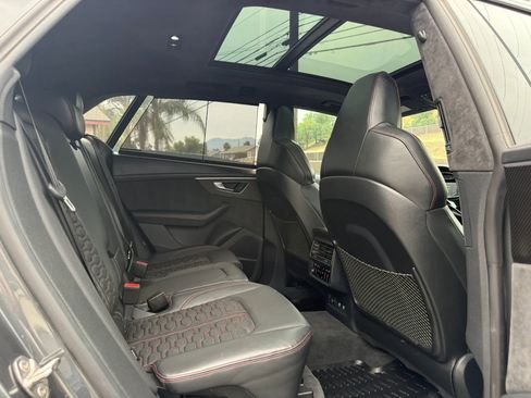 Used 2020 Audi RS Q8 w/ Carbon Optic Package image 23