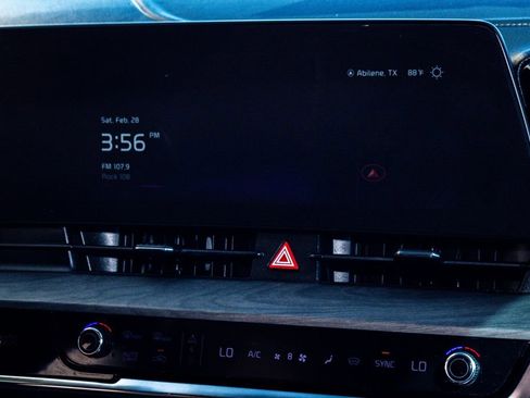 Used 2024 Kia Sportage X-Pro Prestige image 13