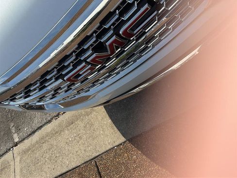 Used 2021 GMC Acadia Denali w/ LPO, Floor Liner Package image 12