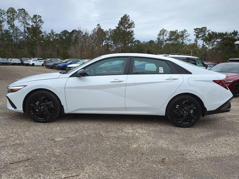 New 2026 Hyundai Elantra Sport FWD image 8