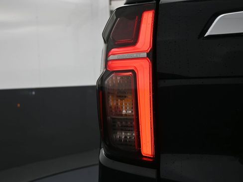 Used 2023 Chevrolet Tahoe Premier RWD image 12