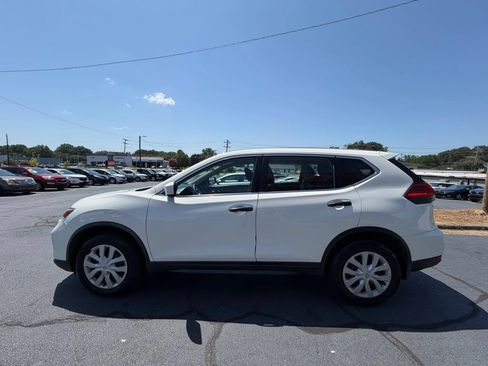 Used 2017 Nissan Rogue S AWD/4WD image 4