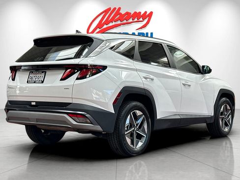 Used 2025 Hyundai Tucson SEL AWD/4WD image 4