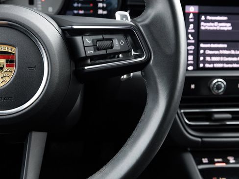 Certified 2023 Porsche Macan S AWD/4WD image 16