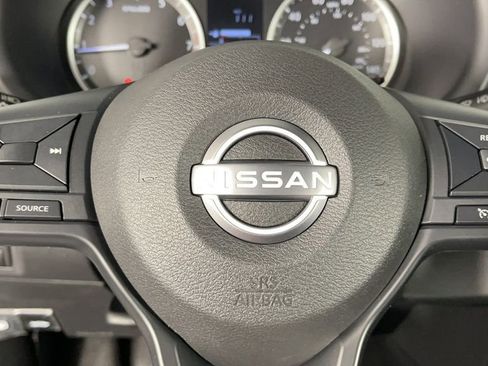 New 2025 Nissan Kicks Play S image 25
