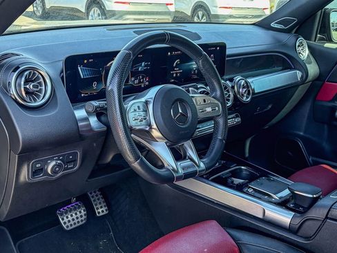Used 2021 Mercedes-Benz GLB 35 AMG 4MATIC image 8