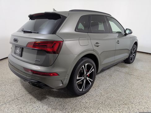 Certified 2025 Audi Q5 Prestige AWD/4WD image 7