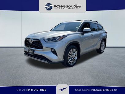 Used 2025 Toyota Highlander Platinum