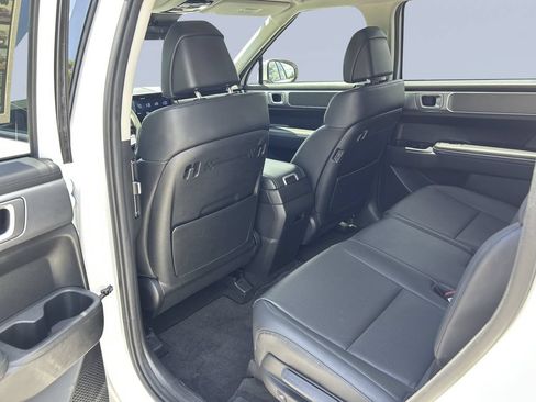 Certified 2024 Hyundai Santa Fe SEL FWD image 17