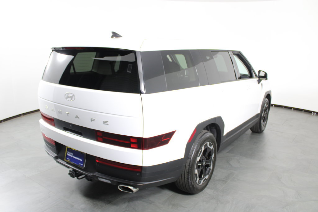 Certified 2026 Hyundai Santa Fe SE FWD image 4