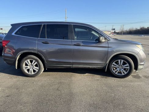 Used 2016 Honda Pilot LX image 19