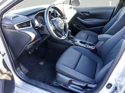 Used 2024 Toyota Corolla LE FWD image 11