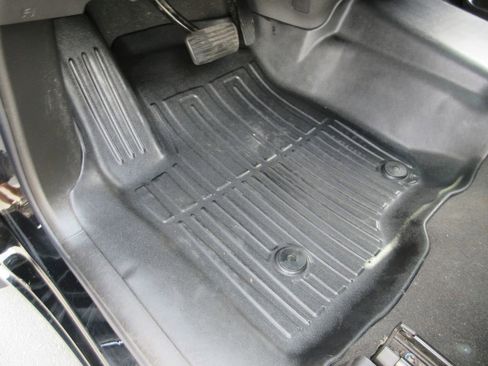 Certified 2023 Chevrolet Silverado 1500 LT AWD/4WD image 22
