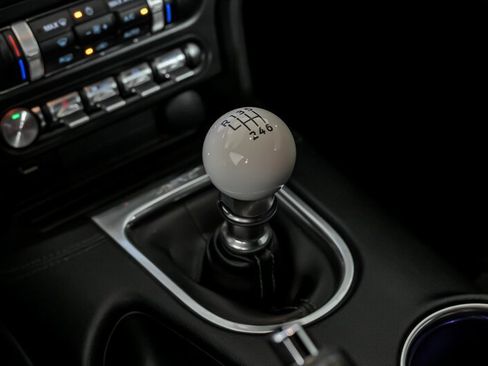 Used 2020 Ford Mustang Bullitt image 31