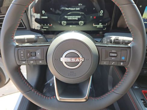 New 2025 Nissan Kicks SR image 10