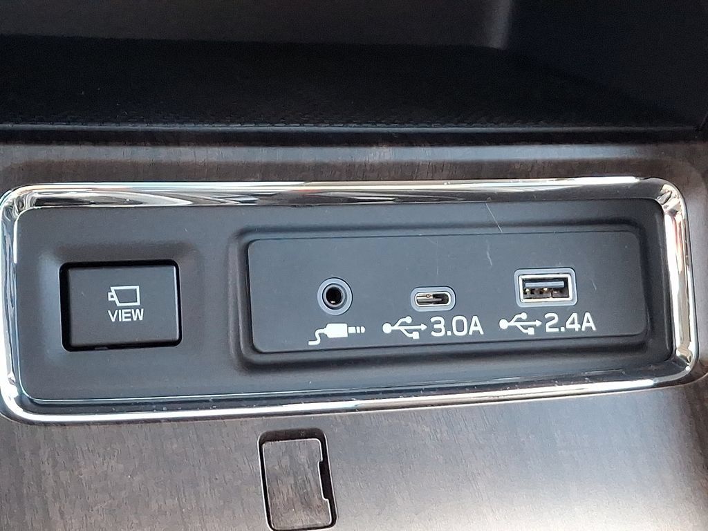 Certified 2026 Subaru Ascent Touring AWD/4WD image 25