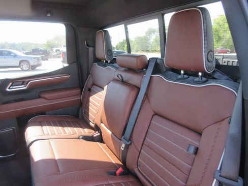 New 2026 GMC Sierra 1500 Denali Ultimate image 16