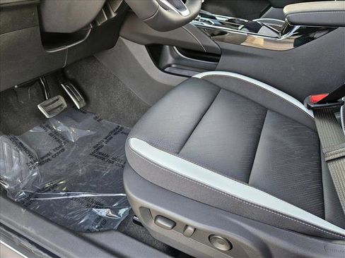 New 2026 Buick Envision Sport Touring image 4