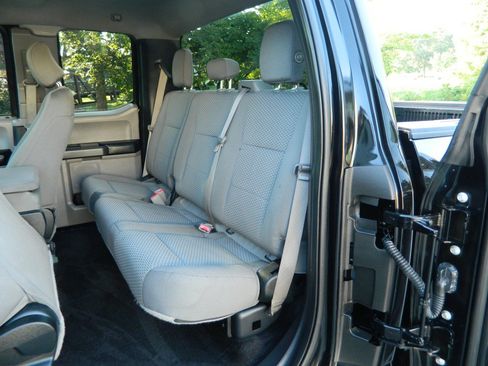 Used 2016 Ford F150 XLT w/ Equipment Group 301A Mid AWD/4WD image 18