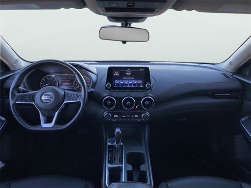 Used 2023 Nissan Sentra SR w/ SR Premium Package image 15