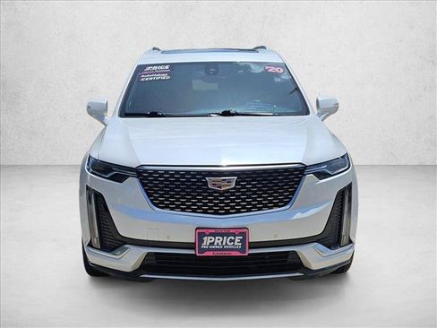 Used 2020 Cadillac XT6 Premium Luxury FWD image 2