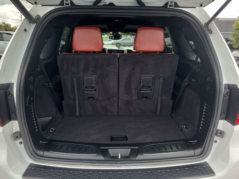 Certified 2024 Dodge Durango SRT AWD/4WD image 9