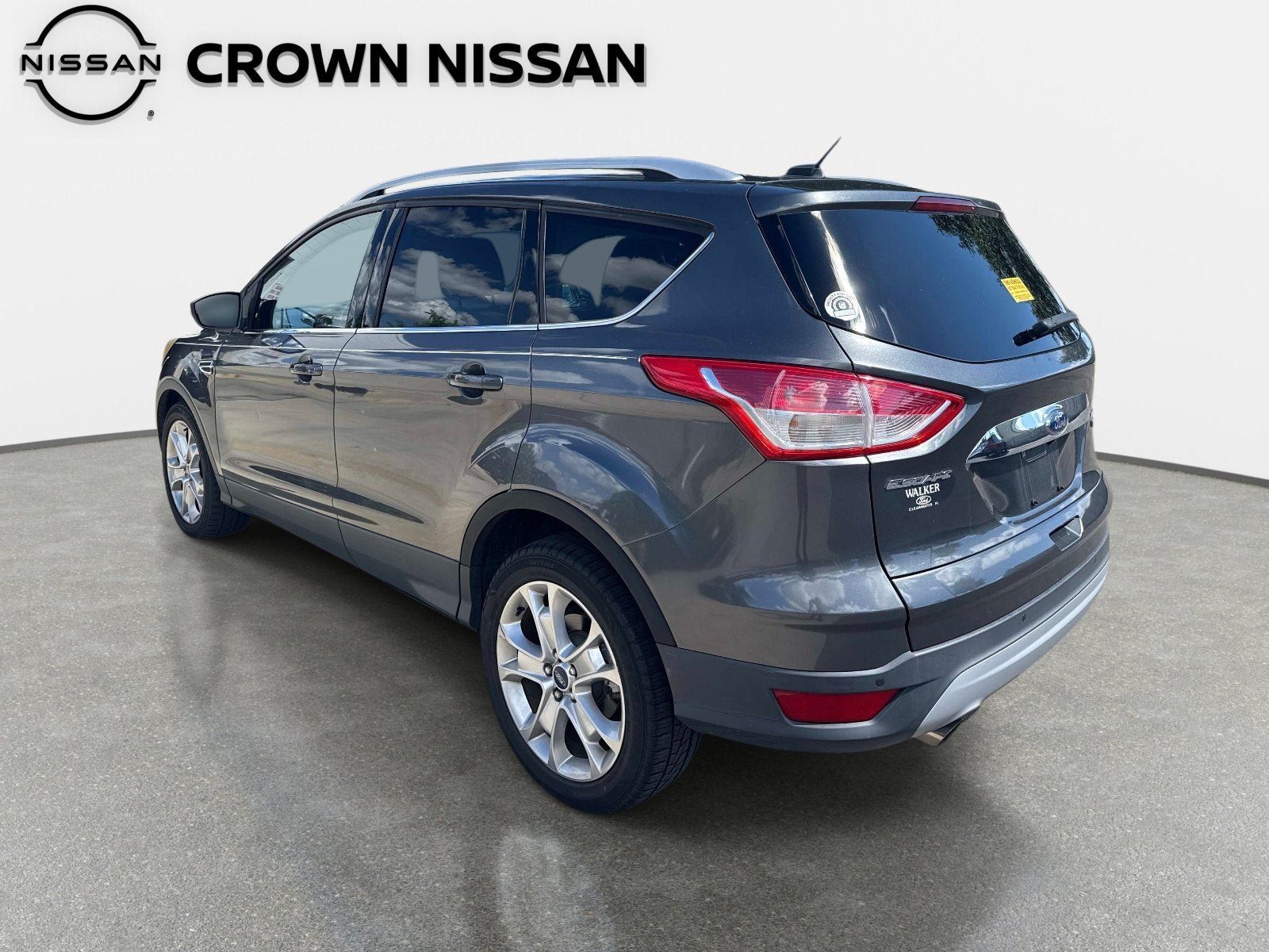 Used 2016 Ford Escape Titanium FWD image 4