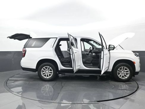 Used 2023 Chevrolet Tahoe LS AWD/4WD image 33