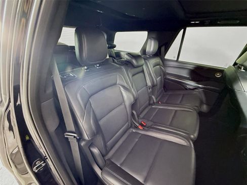 Used 2025 Lincoln Navigator Reserve w/ Jet Appearance Package image 27