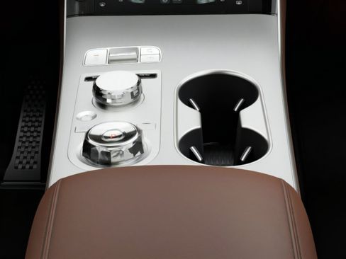 New 2026 Genesis GV70 2.5T Advanced AWD/4WD image 19