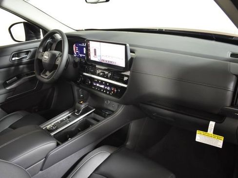 New 2026 Nissan Pathfinder SL AWD/4WD image 38
