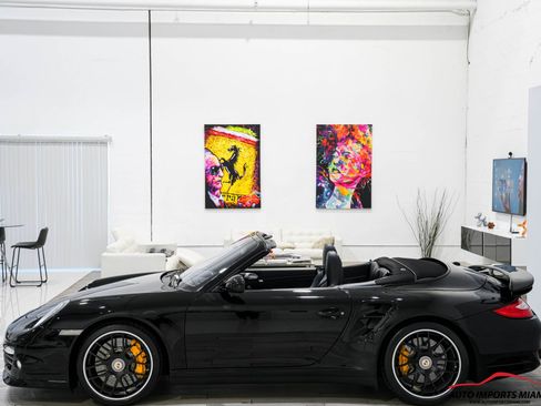 Used 2012 Porsche 911 Turbo S image 10