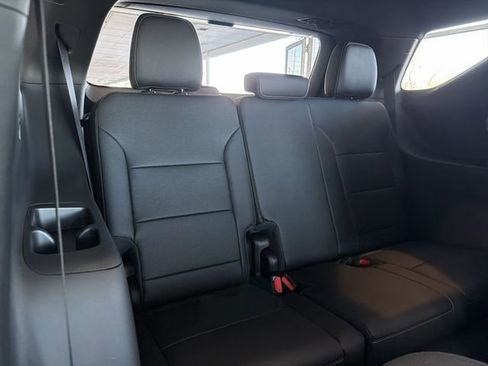 New 2026 Chevrolet Traverse LT w/ Enhanced Driving Package FWD image 16