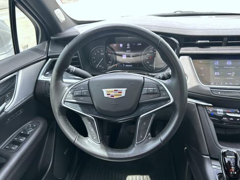 Used 2023 Cadillac XT5 Premium Luxury w/ Technology Package AWD/4WD image 15