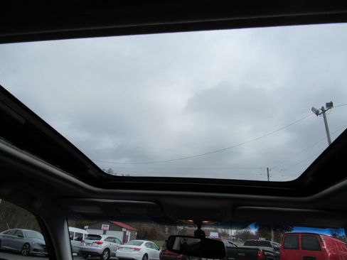 Used 2011 Subaru Forester 2.5X Premium w/ All-Weather Pkg image 10