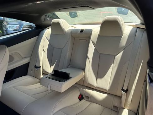 Used 2022 BMW 430i Coupe w/ Convenience Package RWD image 11