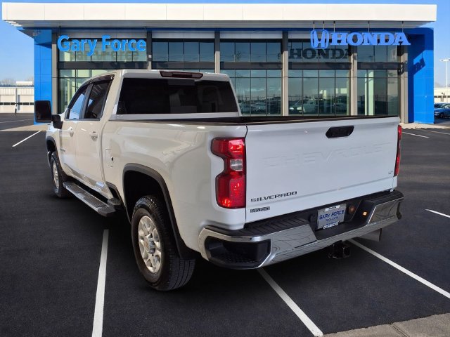 Used 2025 Chevrolet Silverado 2500 LT AWD/4WD image 3