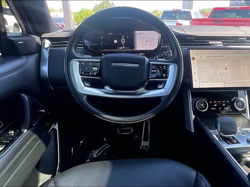 Used 2023 Land Rover Range Rover SE AWD/4WD image 9
