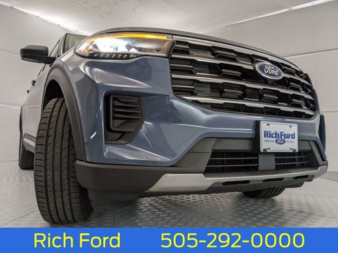 New 2025 Ford Explorer Active image 29