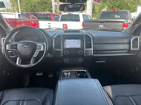 Used 2019 Ford Expedition Platinum AWD/4WD image 15