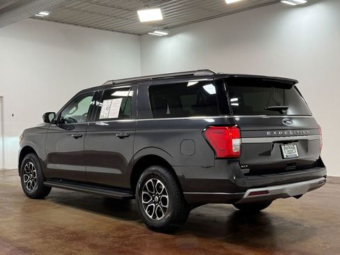 Used 2024 Ford Expedition Max XLT RWD image 5